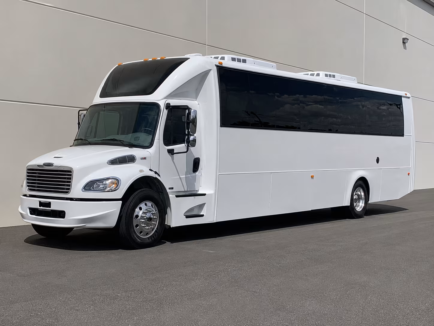 25 Passenger Party Bus