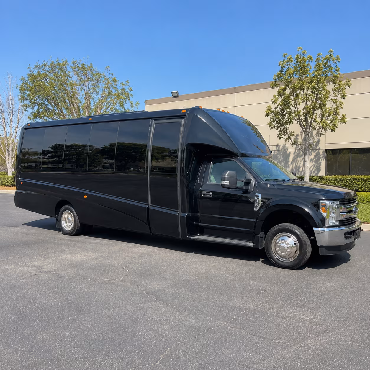 Boise Birthday, Sweet 16, & Quinceañera Transportation onboard seating