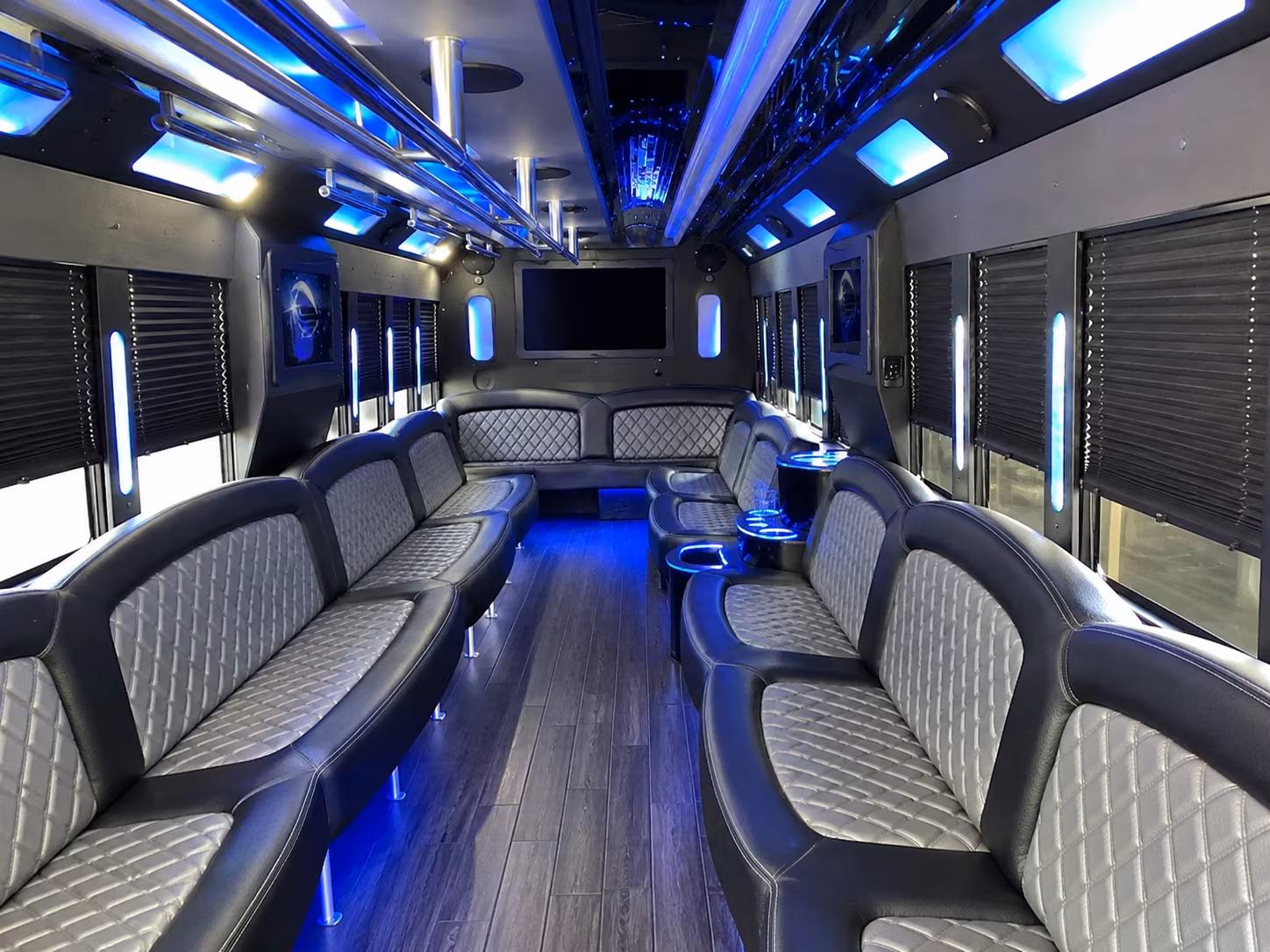 Boise Birthday, Sweet 16, & Quinceañera Transportation party bus interior