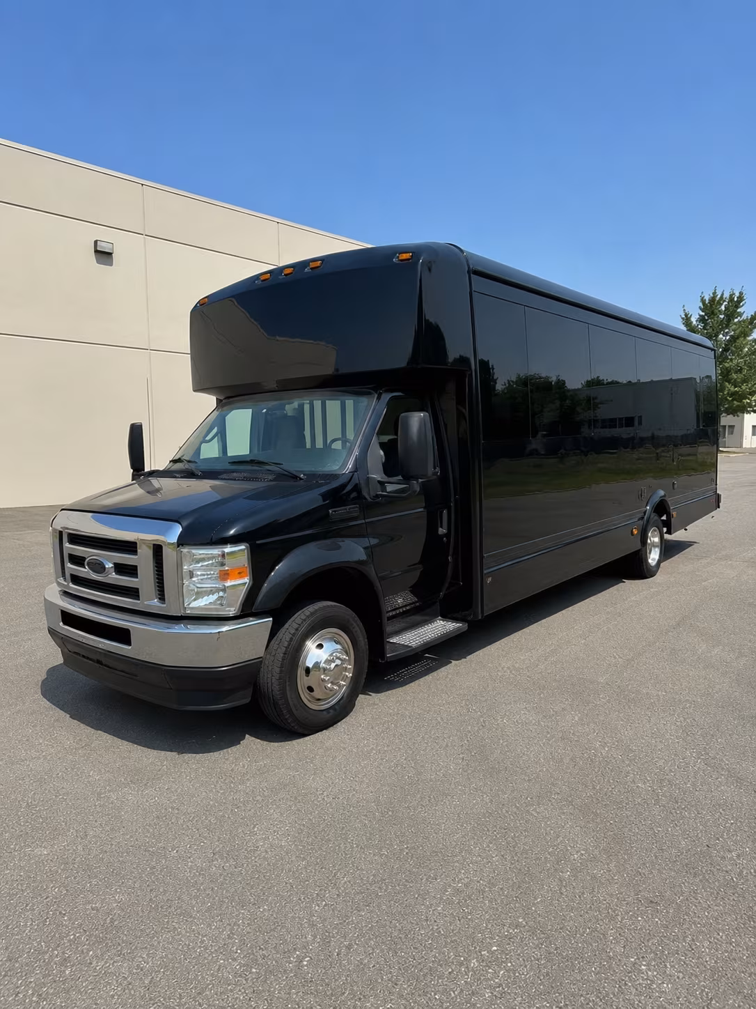 Boise Prom & Homecoming Transportation party bus exterior