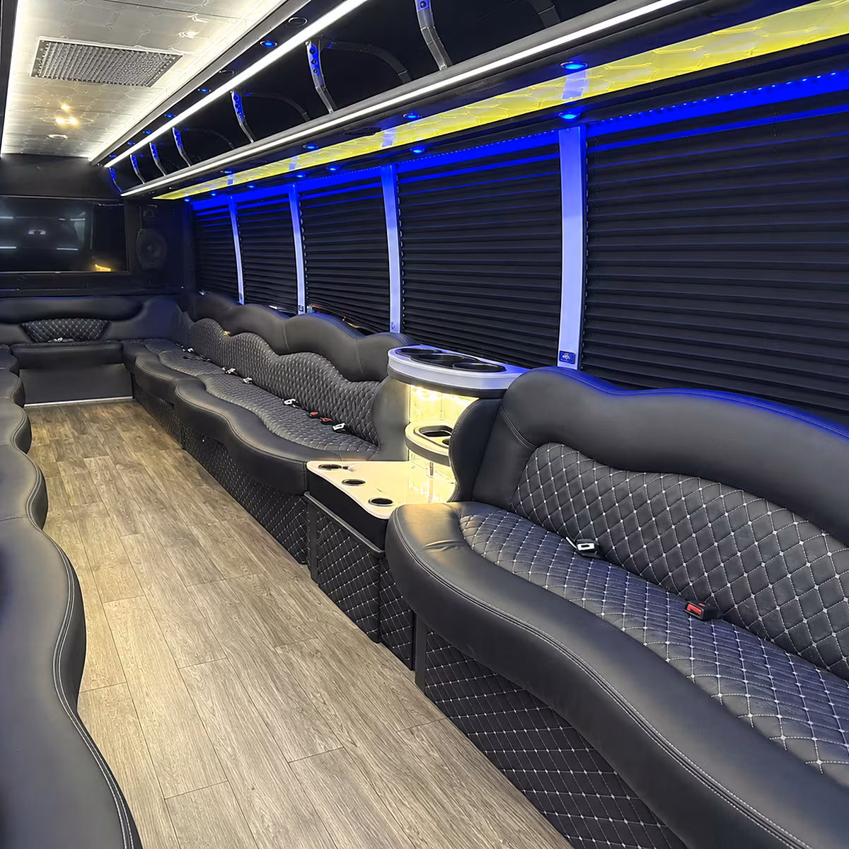 Twin Falls Winery Tour & Pub Crawl Transportation